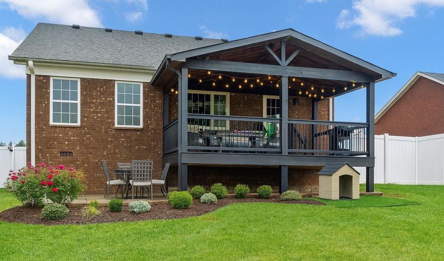 311 Oak Grv Dr, Bardstown, KY 40004 - 3 Beds, 2 Bath