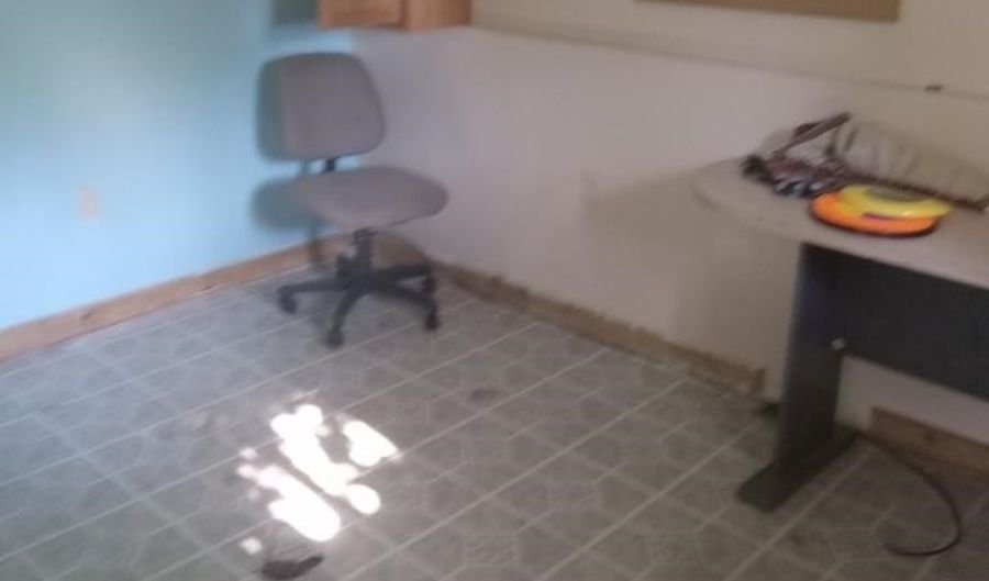 712 N 4th, Arkansas City, KS 67005 - 2 Beds, 1 Bath