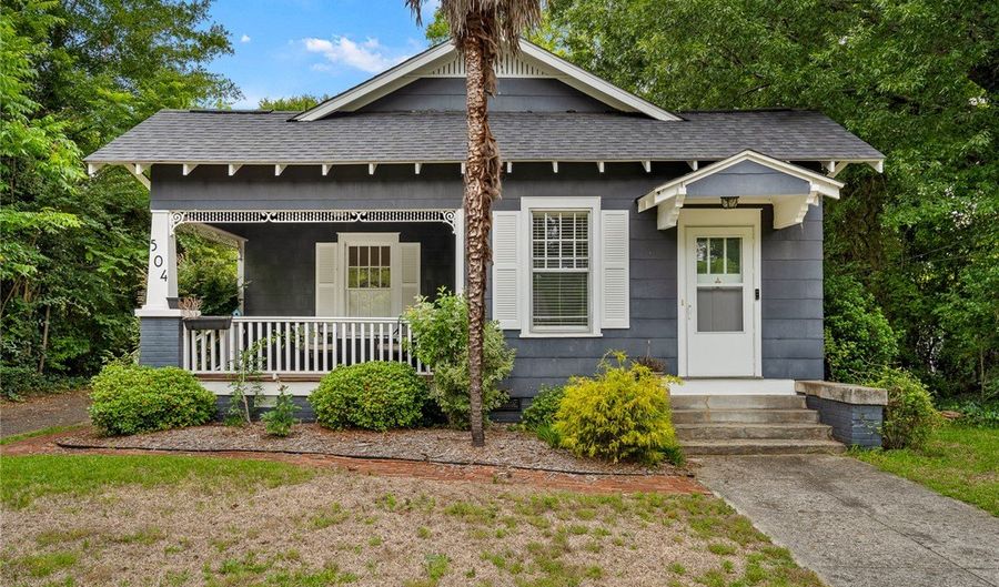 504 North St, Anderson, SC 29621 - 3 Beds, 2 Bath