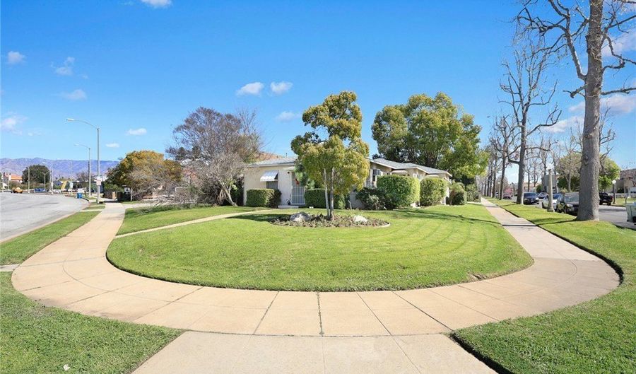 100 E Huntington Dr, Alhambra, CA 91801 - 3 Beds, 3 Bath