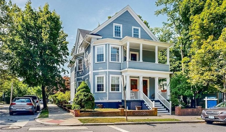 135 Sixth St 1, Providence, RI 02906 - 2 Beds, 2 Bath
