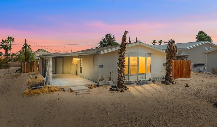 1605 Nottingham Dr, Bullhead City, AZ 86442 - 2 Beds, 2 Bath