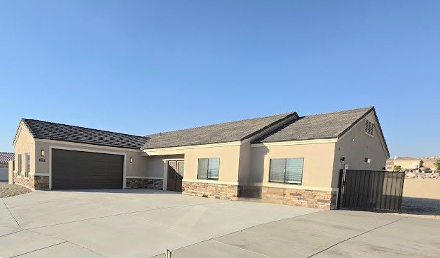 2850 Cactus Bloom Dr, Bullhead City, AZ 86429 - 4 Beds, 2 Bath