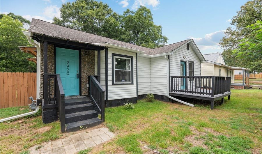 2920 Chambers Rd, Anderson, SC 29626 - 2 Beds, 1 Bath