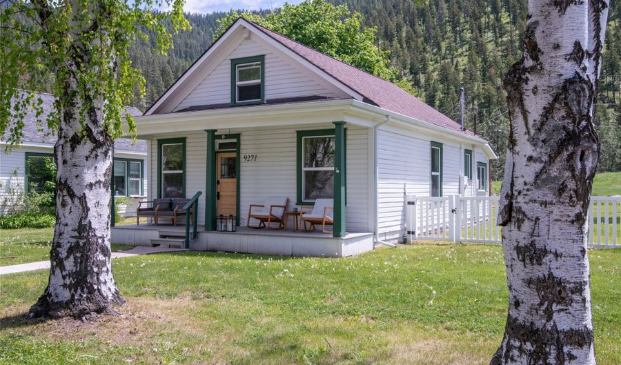 9271 Stimson Blvd, Bonner, MT 59823 - 3 Beds, 1 Bath
