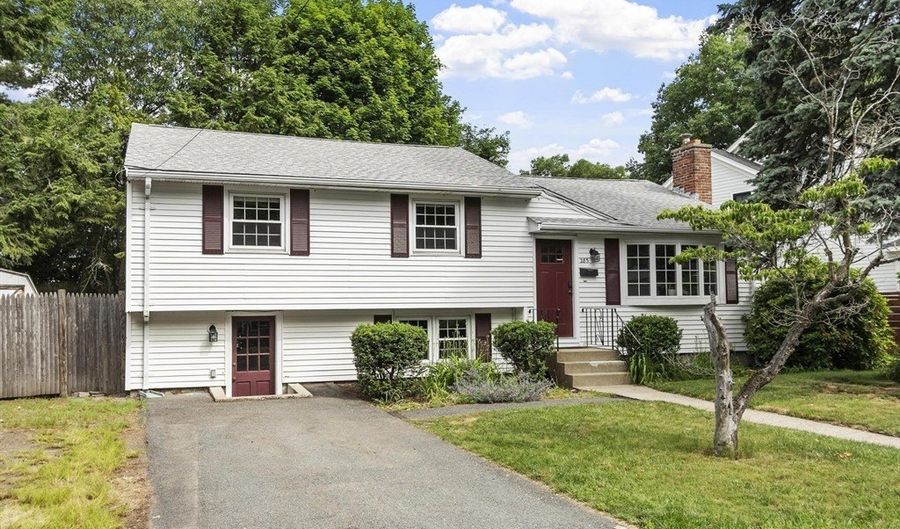 283 Florence Ave, Arlington, MA 02476 - 3 Beds, 2 Bath