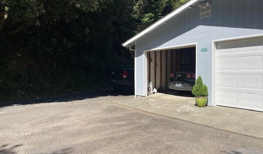 98427 VAN PELT Dr, Brookings, OR 97415 - 3 Beds, 2 Bath