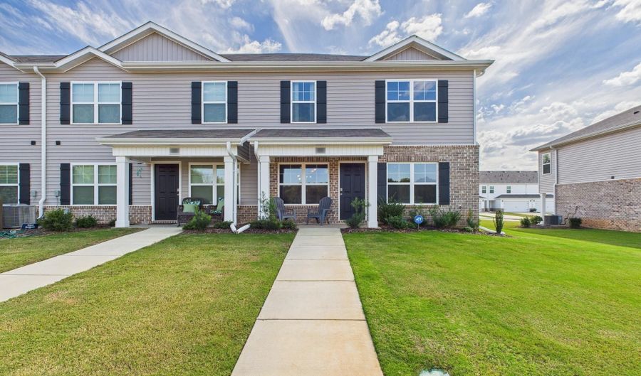 21416 Old Poseidon Ln, Athens, AL 35613 - 4 Beds, 3 Bath