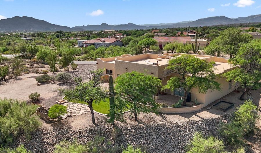 36601 N STARDUST Ln, Carefree, AZ 85377 - 3 Beds, 2 Bath