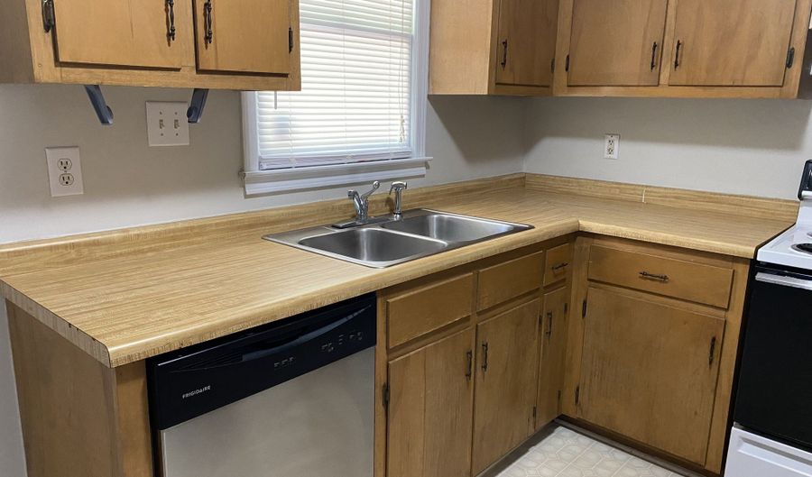 625 Whitehall Rd A, Athens, GA 30605 - 2 Beds, 2 Bath