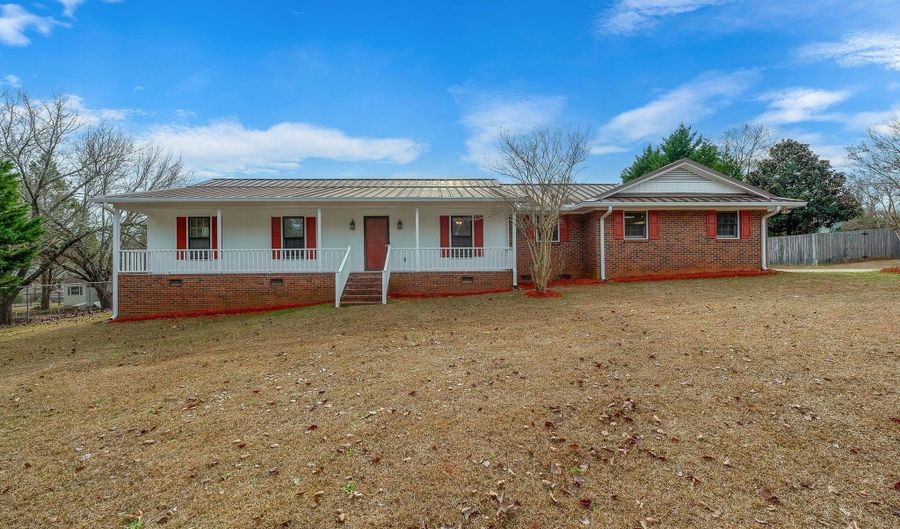 1109 Oak Hill Dr, Anderson, SC 29621 - 3 Beds, 2 Bath