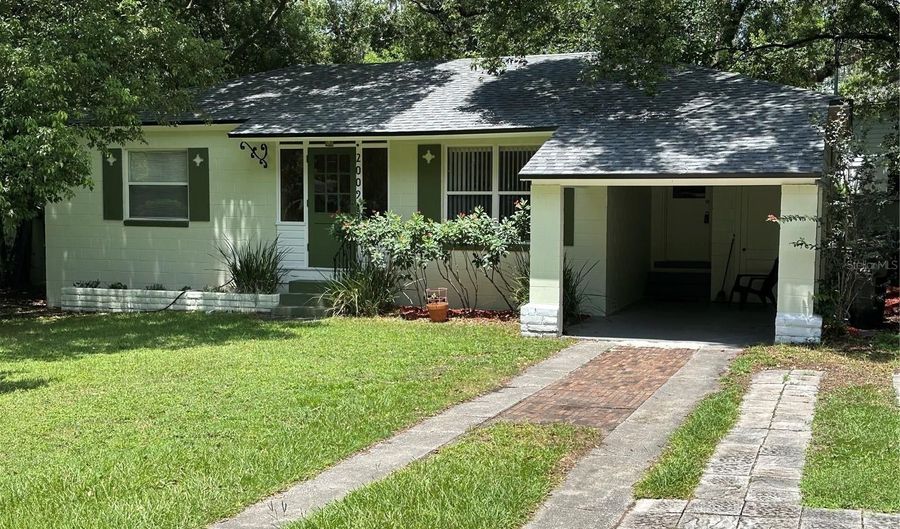2009 FOREST Cir, Orlando, FL 32803 - 2 Beds, 2 Bath