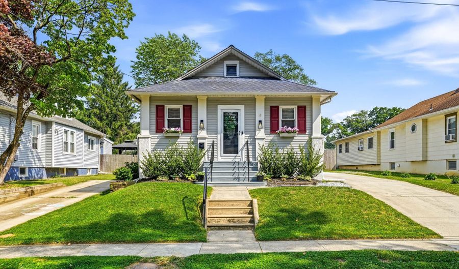 432 AUDUBON Ave, Audubon, NJ 08106 - 3 Beds, 2 Bath