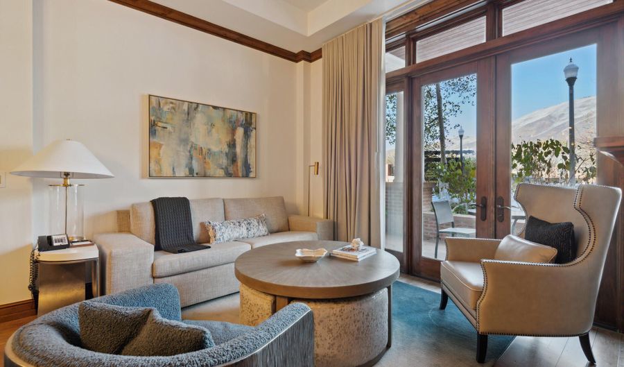 415 E Dean St. Unit 2 Week 31, Aspen, CO 81611 - 3 Beds, 3 Bath