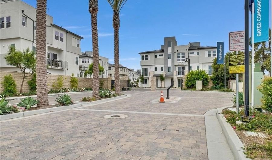 1315 W Cara Dr, Anaheim, CA 92805 - 4 Beds, 4 Bath