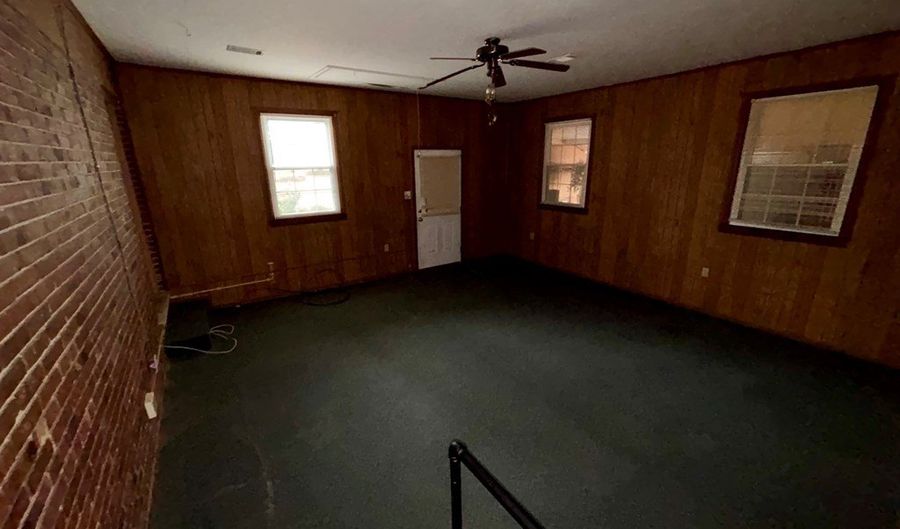 2601 Massee Post Rd, Adel, GA 31620 - 3 Beds, 2 Bath