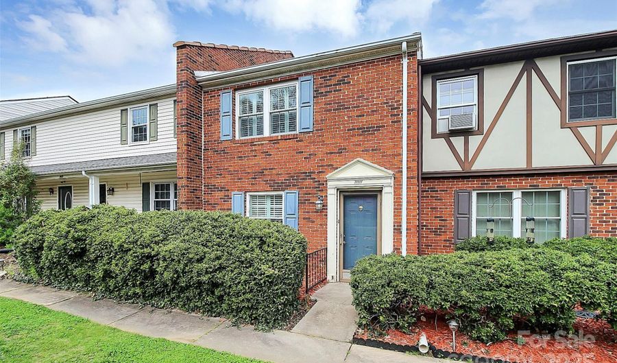 11111 Park Rd, Charlotte, NC 28226 - 2 Beds, 2 Bath