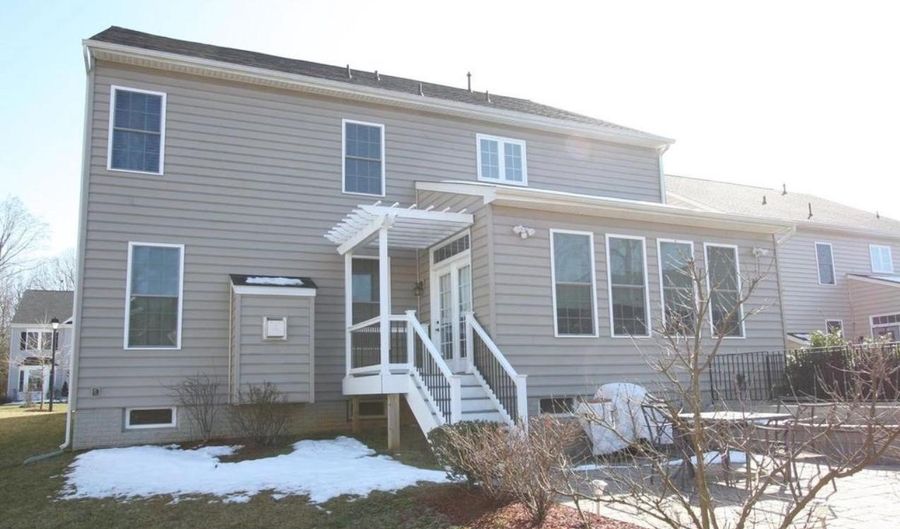 612 SAMANTHA Ct, Annapolis, MD 21409 - 4 Beds, 3 Bath