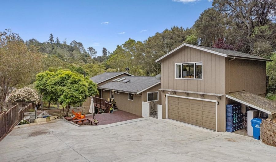 163 Casa Linda Ln, Aptos, CA 95003 - 4 Beds, 3 Bath