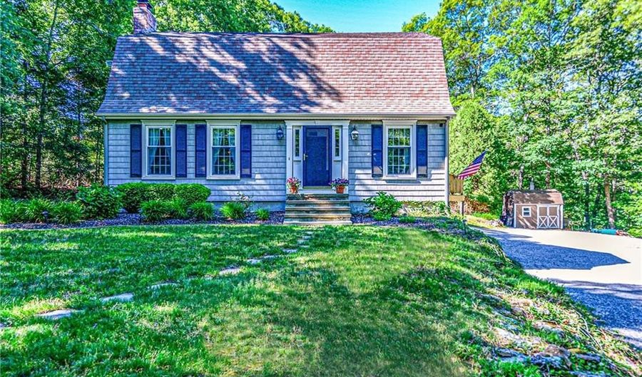 132 Sheffield Hill Rd, Exeter, RI 02882 - 3 Beds, 2 Bath