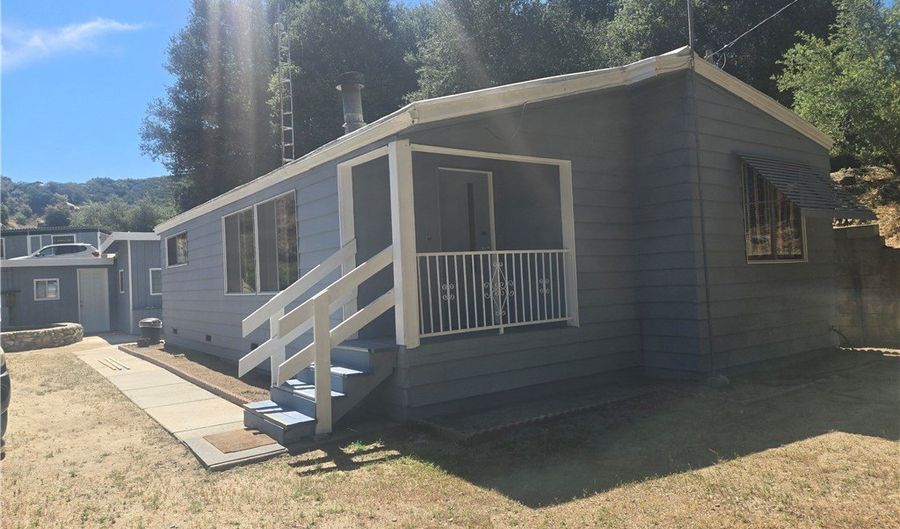 45700 Grouse St, Banning, CA 92220 - 2 Beds, 1 Bath