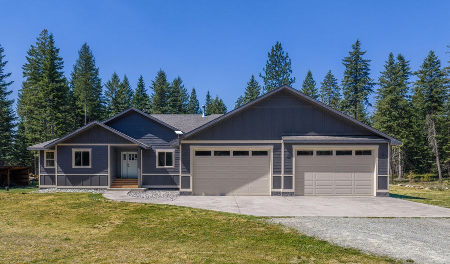 10570 E FAR CRY Rd, Athol, ID 83801 - 3 Beds, 2 Bath