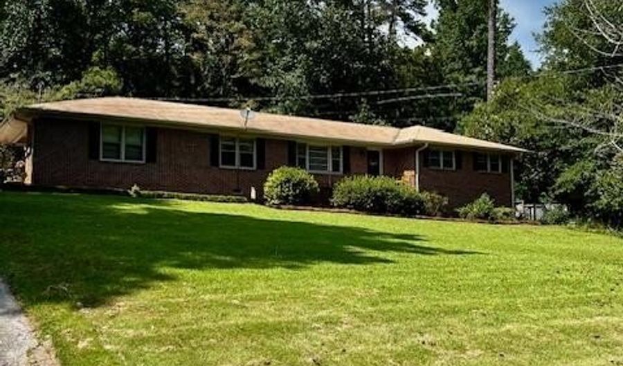1246 Newport Rd, Macon, GA 31210 - 4 Beds, 3 Bath
