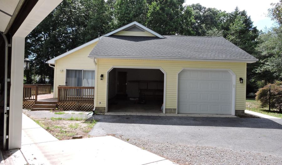 2 S SHORE Dr, Lincoln, DE 19960 - 3 Beds, 3 Bath