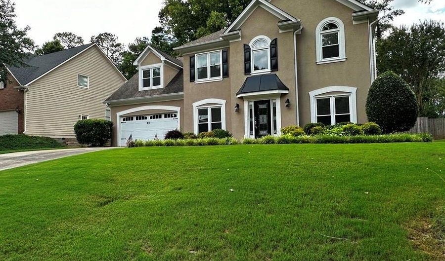 11640 Vista Forest Dr, Alpharetta, GA 30005 - 4 Beds, 3 Bath