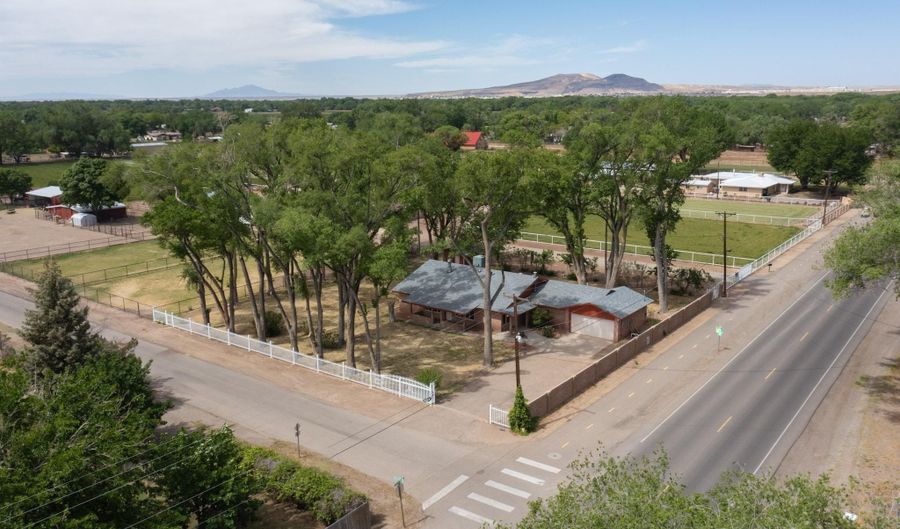 2215 MARGARET Dr, Bosque Farms, NM 87068 - 4 Beds, 3 Bath