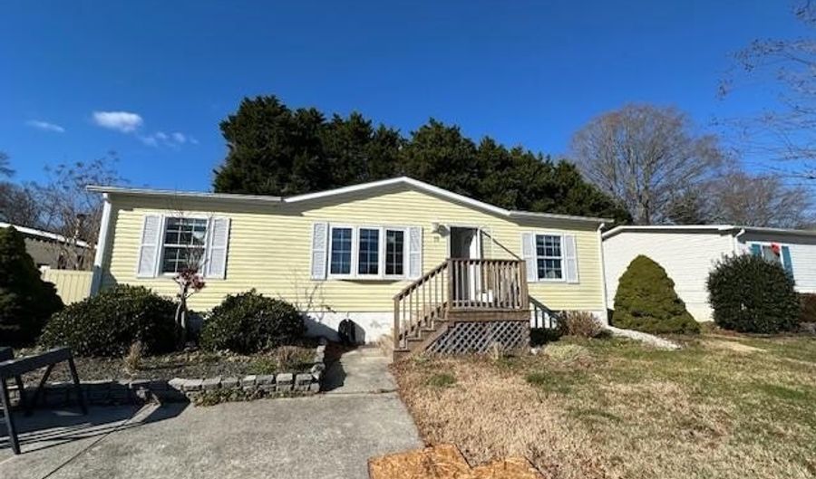 15 ANCHOR WAY Dr, Berlin, MD 21811 - 3 Beds, 2 Bath