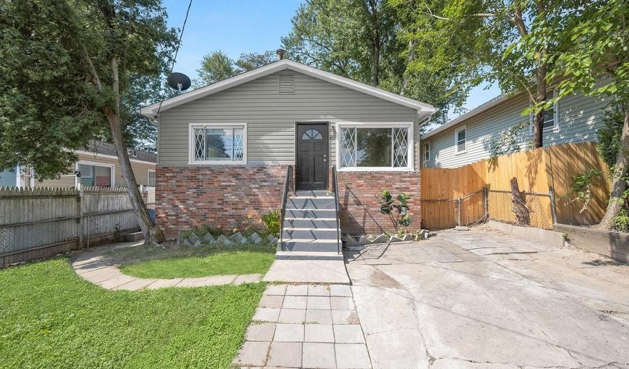 4705 LINCOLN Ave, Beltsville, MD 20705 - 4 Beds, 2 Bath