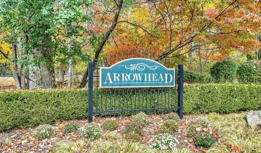 301 CHEROKEE Cir, Ambler, PA 19002 - 3 Beds, 3 Bath