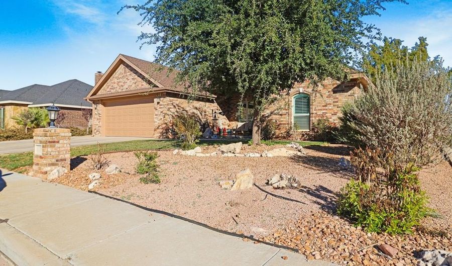 1310 NE Bellaire, Andrews, TX 79714 - 4 Beds, 2 Bath