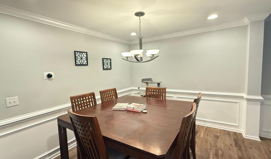 20419 CHARTER OAK Dr, Ashburn, VA 20147 - 3 Beds, 4 Bath