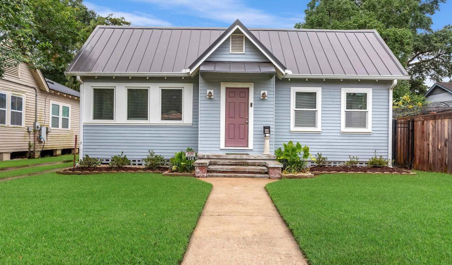 128 Hearthstone Dr, Baton Rouge, LA 70806 - 3 Beds, 2 Bath