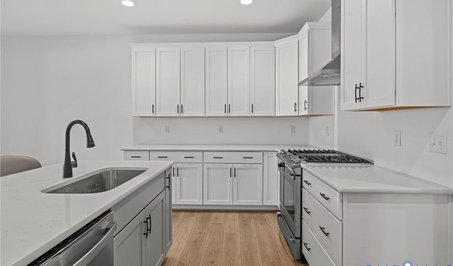 224 Lauradell Rd, Ashland, VA 23005 - 3 Beds, 4 Bath
