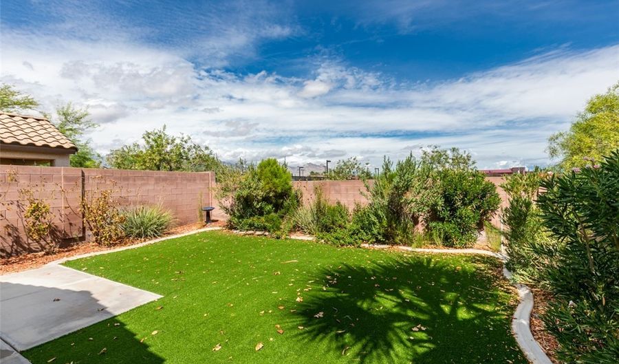 10226 Chigoza Pine Ave, Las Vegas, NV 89135 - 3 Beds, 3 Bath