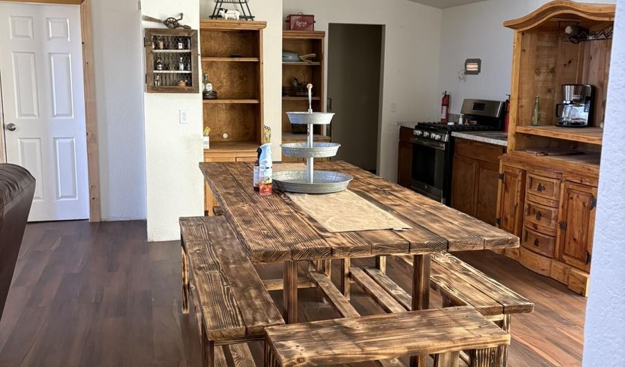 42650 N Wayne Rd, Ash Fork, AZ 86320 - 3 Beds, 2 Bath
