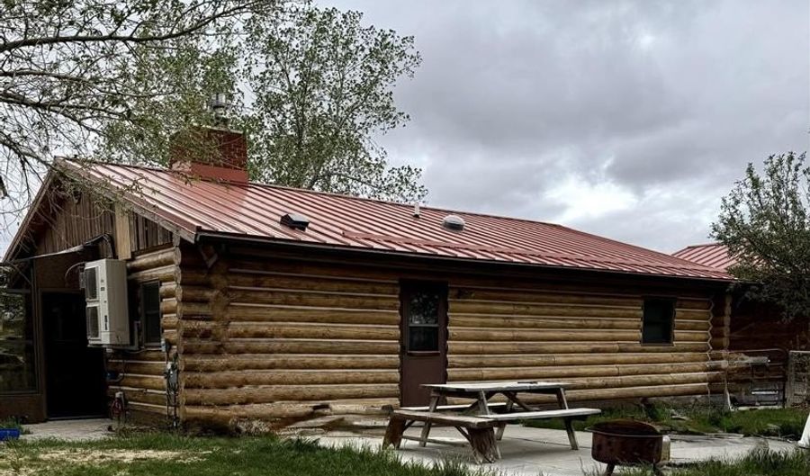 90 Sunset Rim, Cody, WY 82414 - 4 Beds, 2 Bath