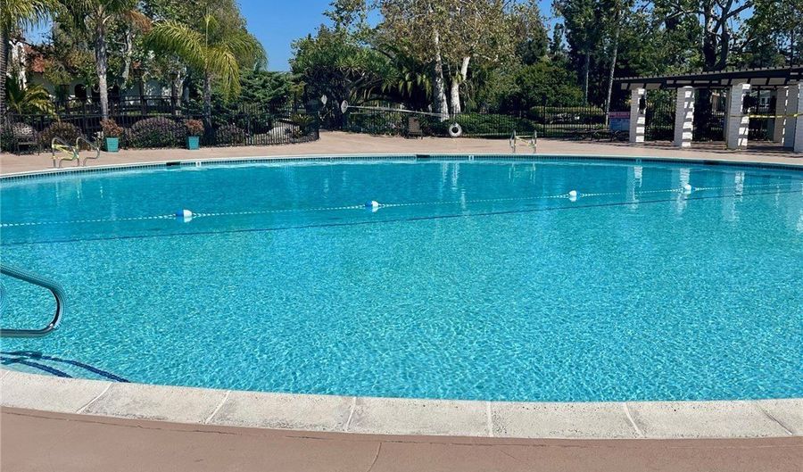 3569 Don Carlos Dr, Carlsbad, CA 92010 - 2 Beds, 2 Bath