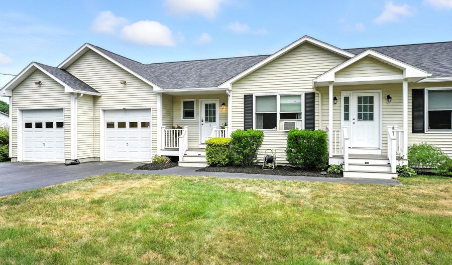 192 Depot Rd, Belgrade, ME 04917 - 2 Beds, 3 Bath