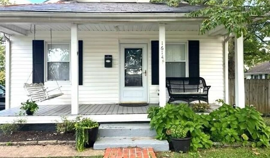 1614 Lodge St, Alcoa, TN 37701 - 2 Beds, 1 Bath