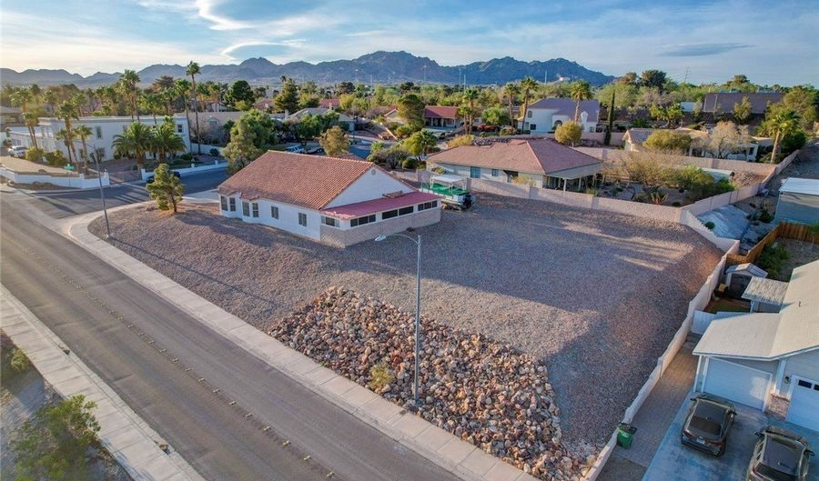 1319 Highland Ct, Boulder City, NV 89005 - 4 Beds, 2 Bath