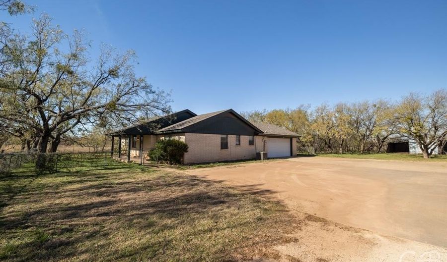 6526 Antilley Rd, Abilene, TX 79606 - 3 Beds, 2 Bath