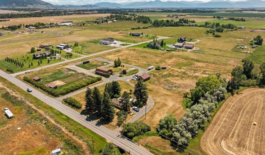 2380 Airport Rd, Belgrade, MT 59714 - 1 Beds, 1 Bath