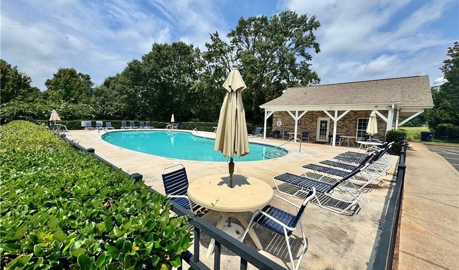 123 Herd Park Ct, Anderson, SC 29621 - 5 Beds, 3 Bath