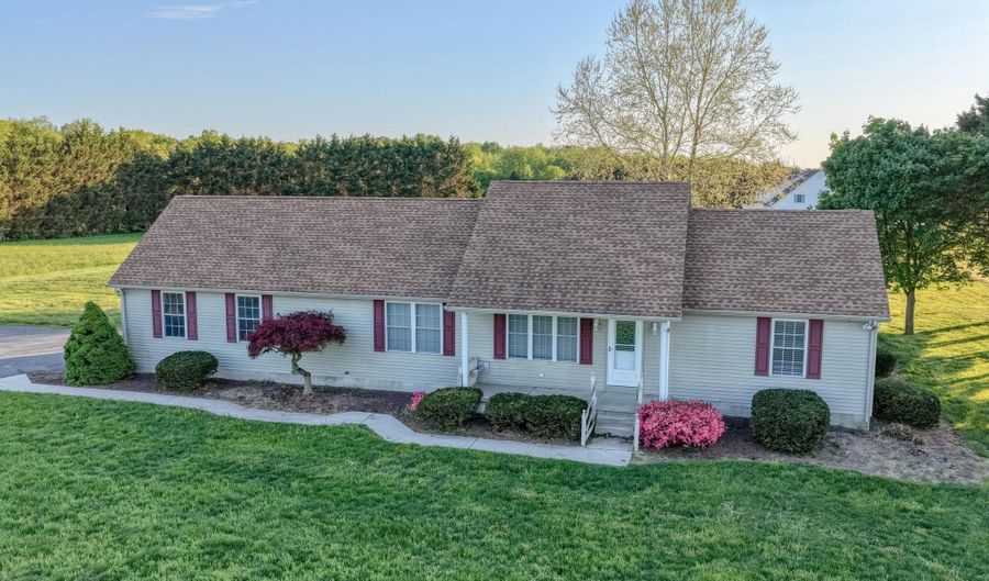 1663 WHITE MARSH BRANCH Rd, Harrington, DE 19952 - 3 Beds, 2 Bath