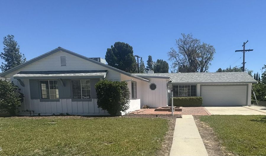 7414 Woodlake Ave, West Hills, CA 91307 - 3 Beds, 2 Bath