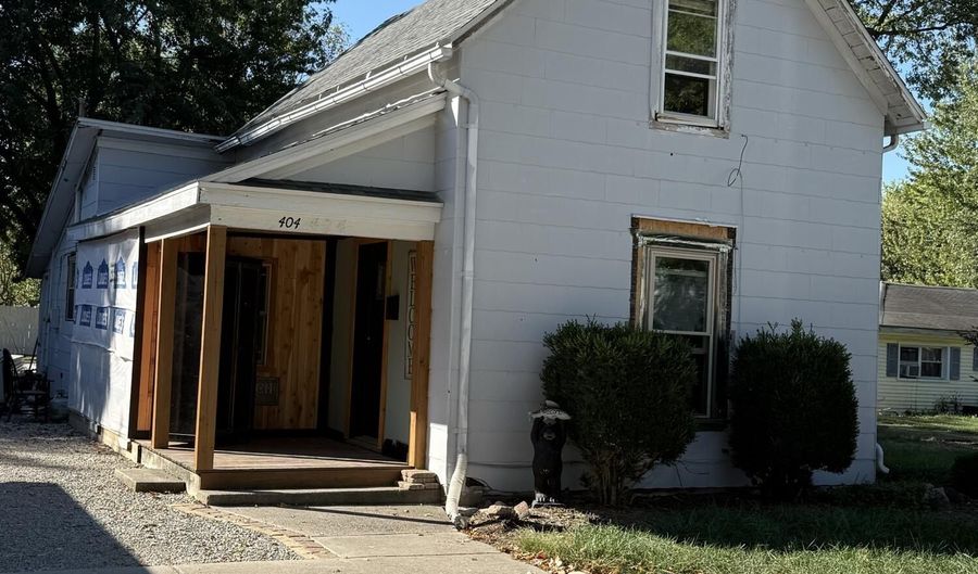 404 W 1st St, Arcanum, OH 45304 - 3 Beds, 1 Bath